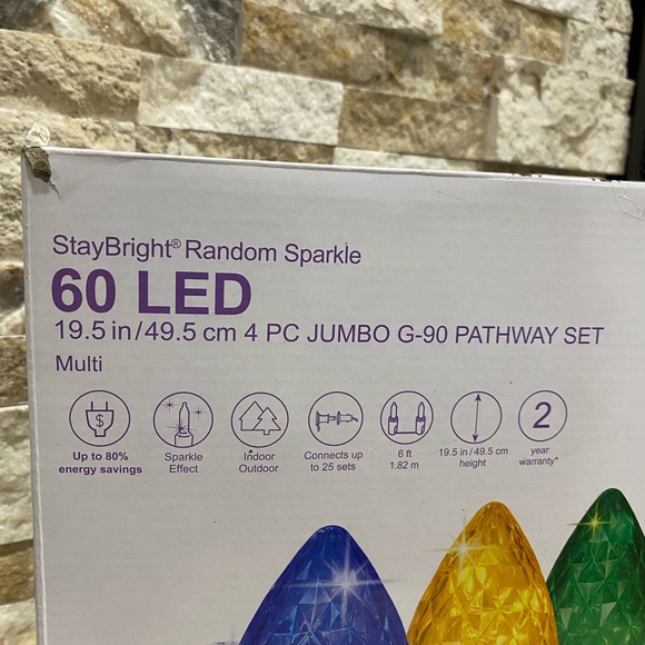 GE StayBright Random Sparkle 4-Marker LED Light Bulb Christmas Pathway Markers - Picture 4 of 6